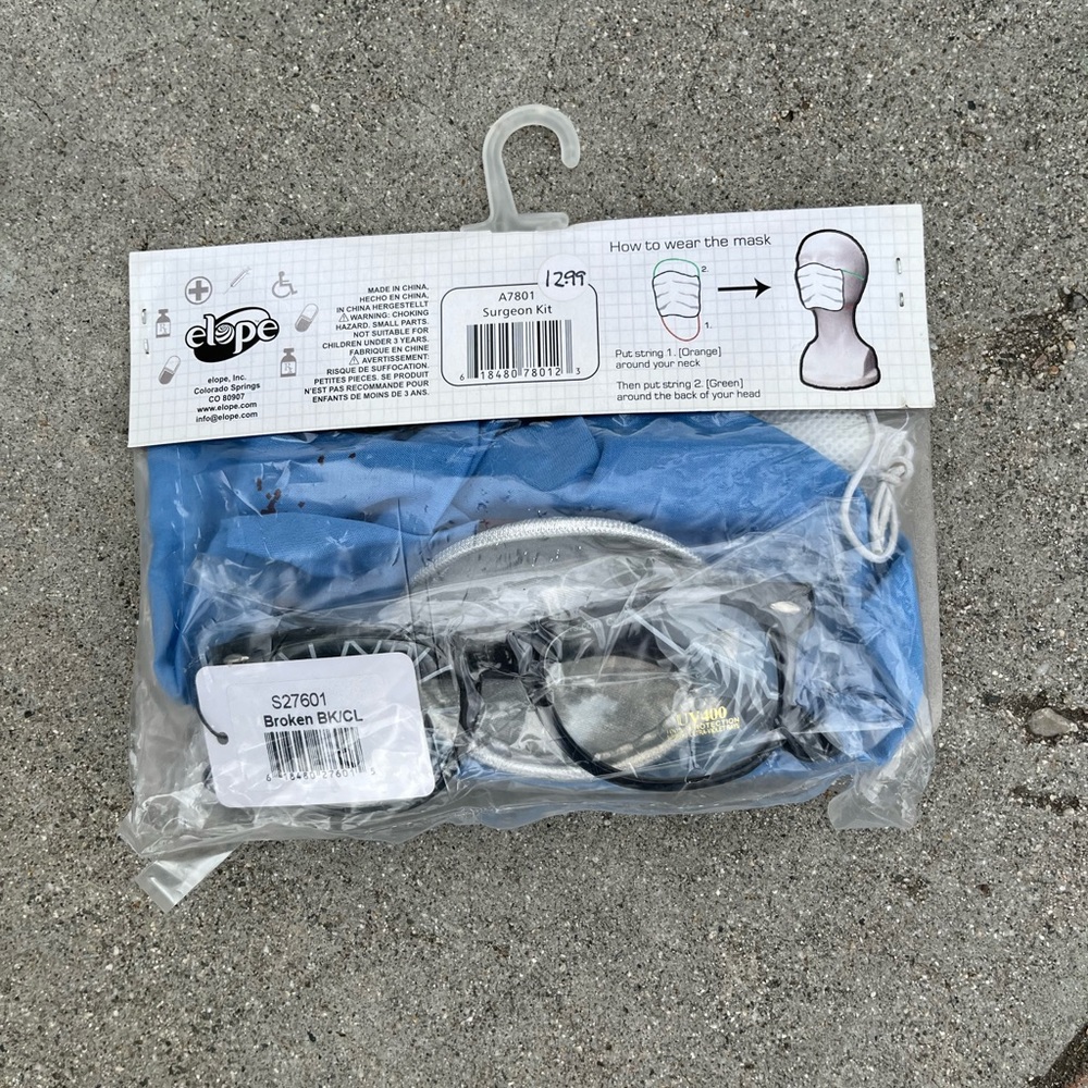 New Surgeon Accessory Kit - Picture 2 of 3